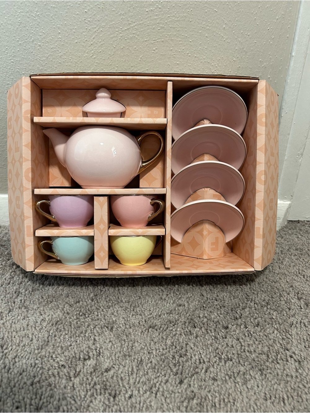 FAO Schwarz Porcelain Pastel mini Tea Set with Gold Accents